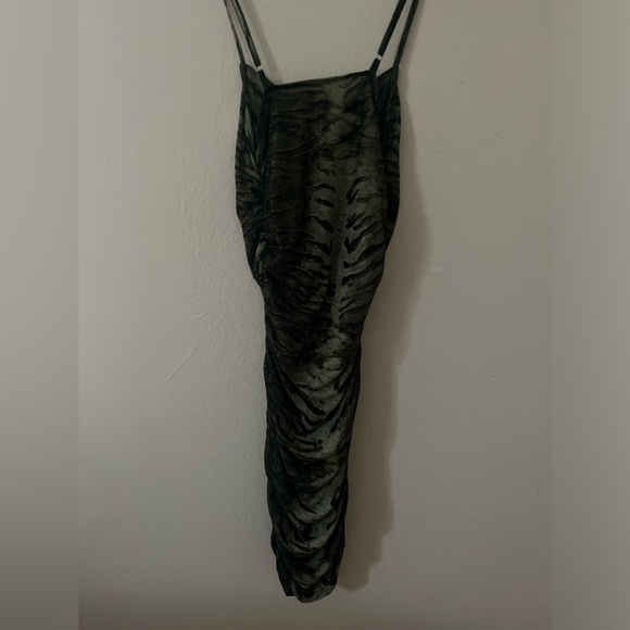 Princess Polly Green Rohan Mini Dress - Picture 5 of 5